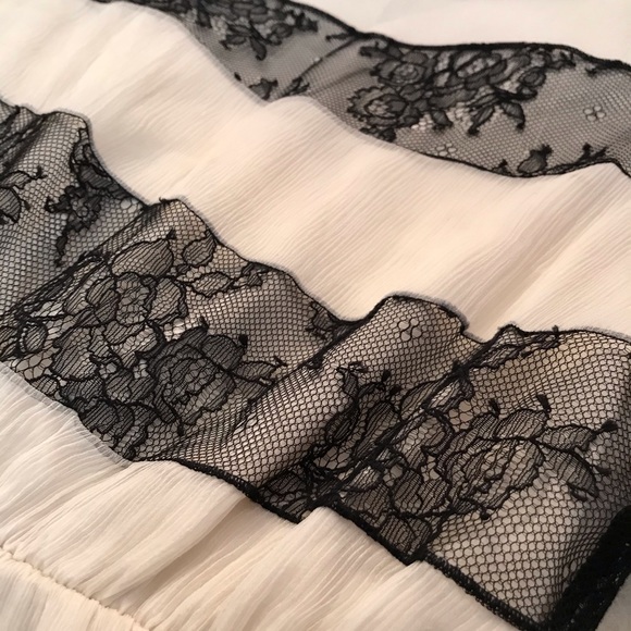 Alice + Olivia Black and White Lace Mini Dress - Picture 7 of 7